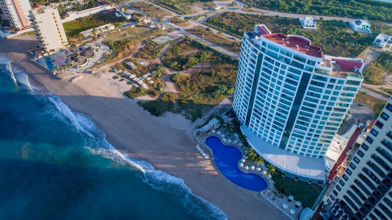 Park Royal Beach Mazatlan Hotel Exterior photo